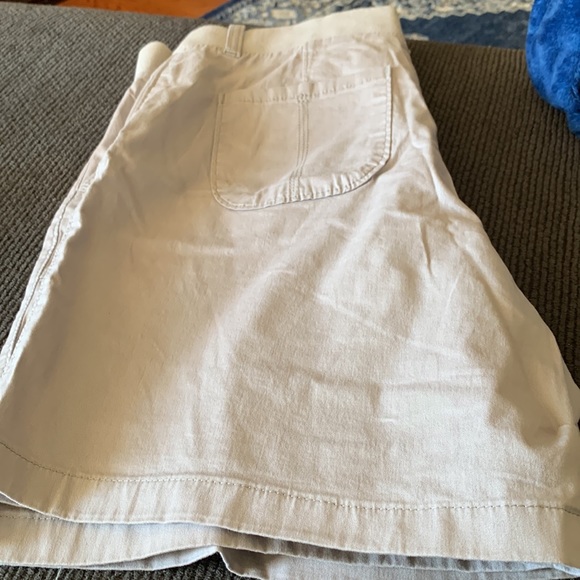 Shorts - Picture 4 of 4